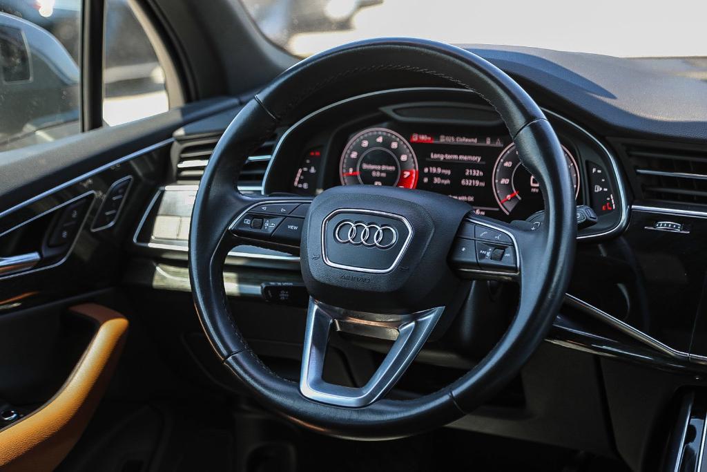used 2021 Audi Q7 car, priced at $24,500