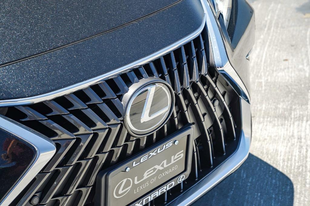 new 2025 Lexus ES 300h car, priced at $50,354