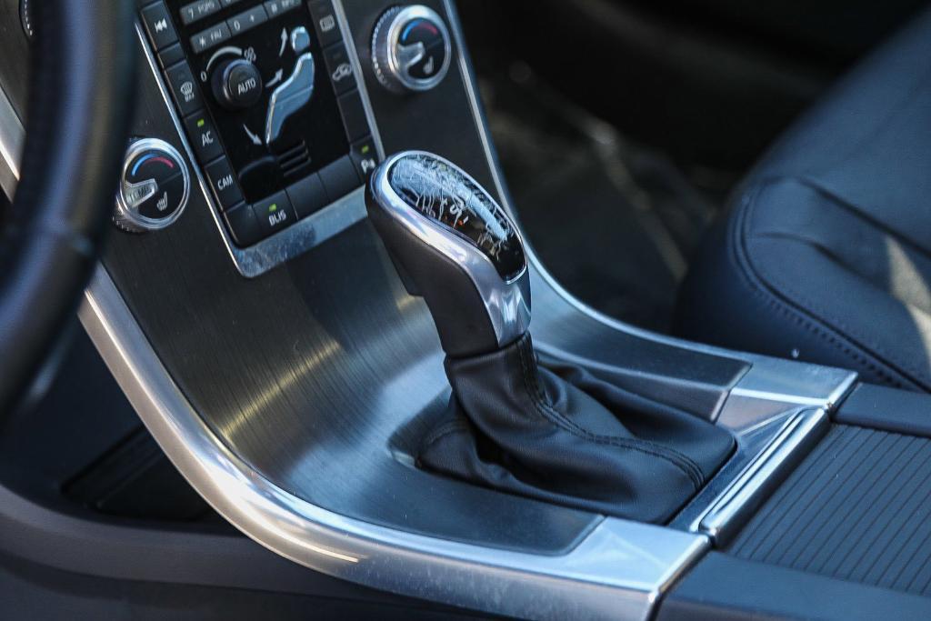 used 2015 Volvo XC60 car, priced at $12,995