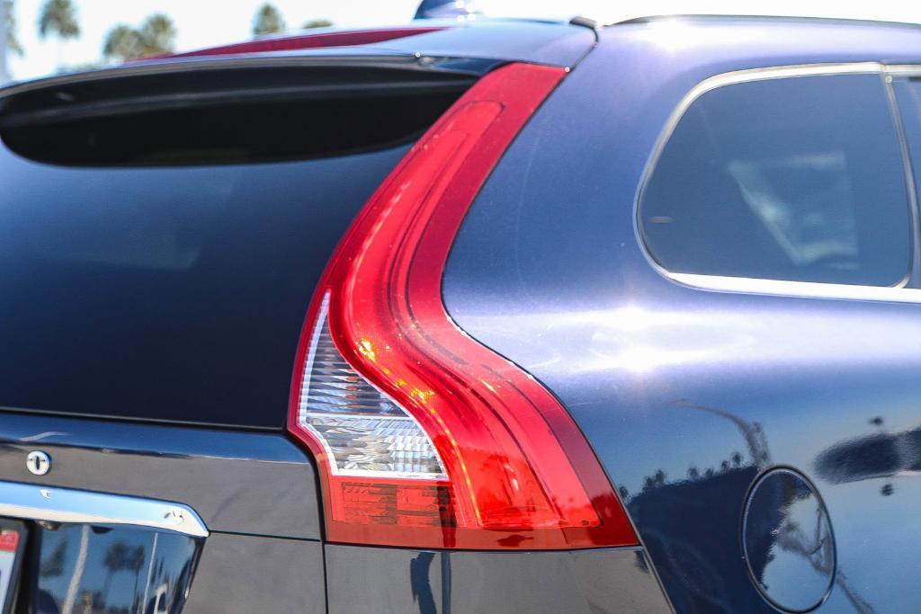 used 2015 Volvo XC60 car, priced at $12,995