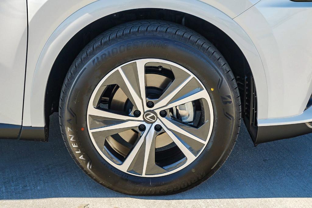 new 2026 Lexus RX 350 car, priced at $57,429