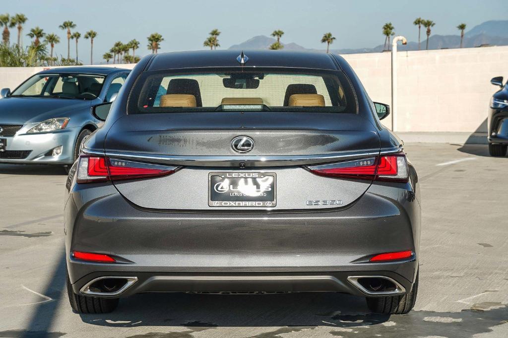 new 2025 Lexus ES 350 car, priced at $47,704