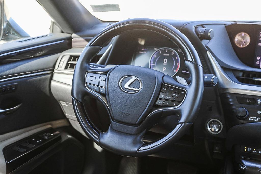 used 2020 Lexus ES 350 car, priced at $30,995