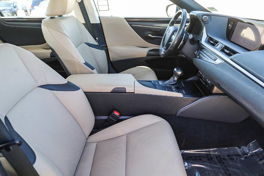 used 2020 Lexus ES 350 car, priced at $30,995