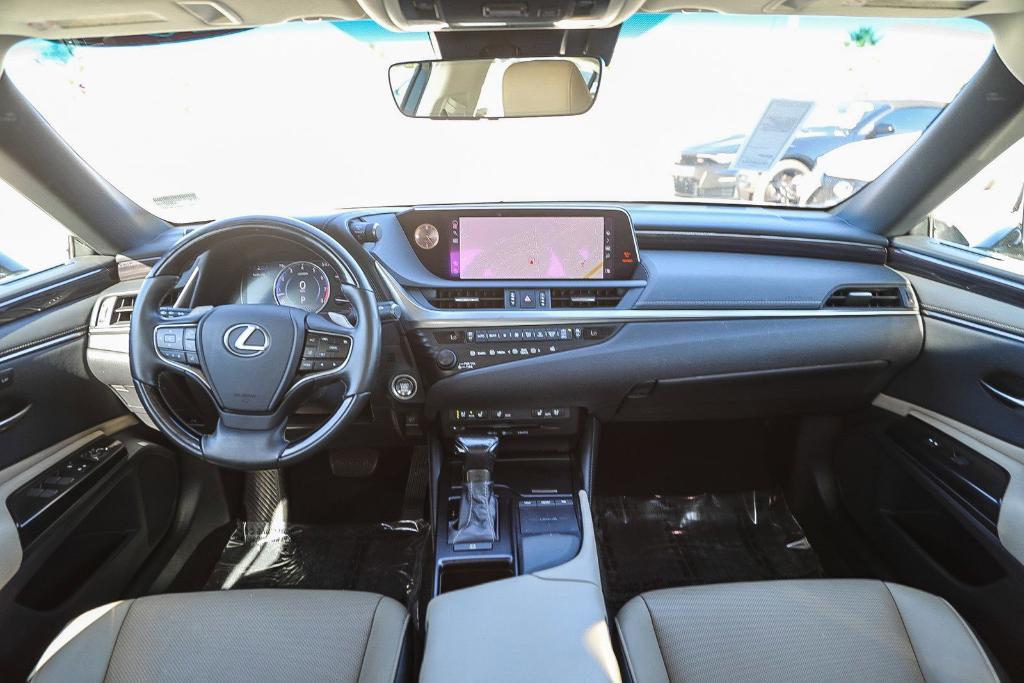 used 2020 Lexus ES 350 car, priced at $30,995