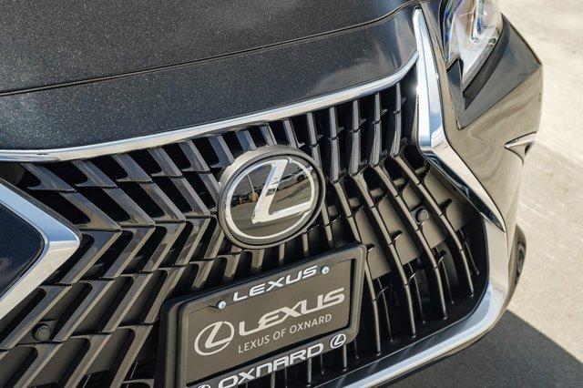 new 2025 Lexus ES 300h car, priced at $47,653