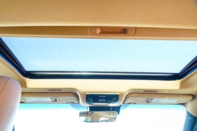 used 2025 Lexus ES 300h car, priced at $40,995