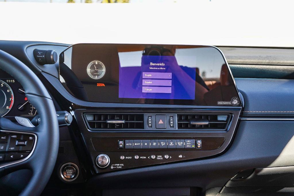 new 2025 Lexus ES 350 car, priced at $41,859