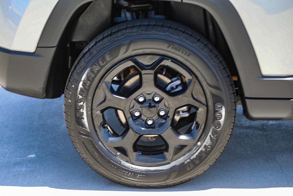 used 2023 Jeep Compass car, priced at $22,500