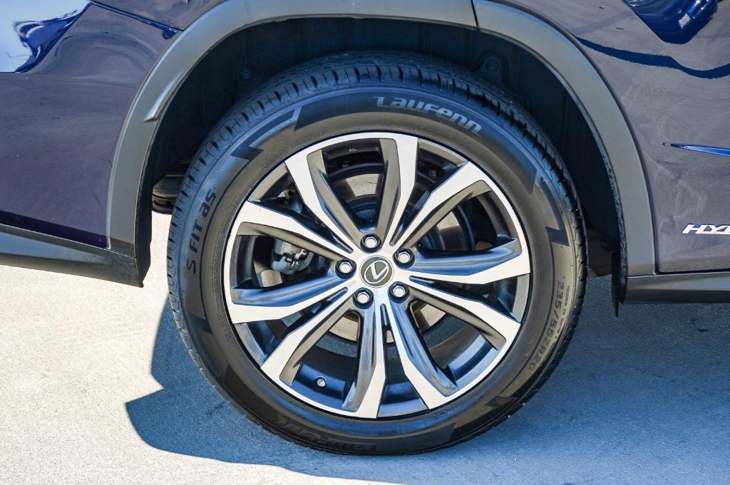 used 2018 Lexus RX 450hL car, priced at $31,995