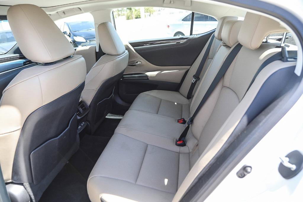 used 2021 Lexus ES 350 car, priced at $29,995