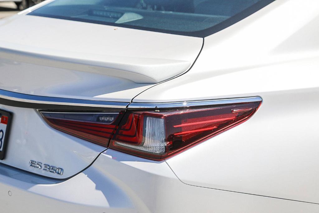 used 2021 Lexus ES 350 car, priced at $29,995