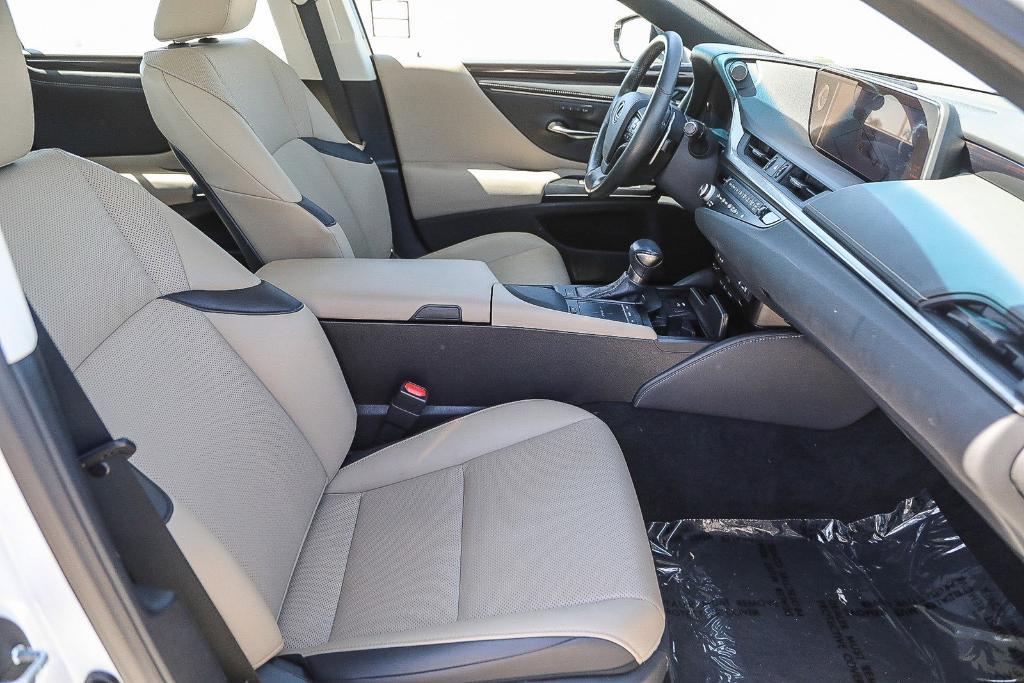 used 2021 Lexus ES 350 car, priced at $29,995