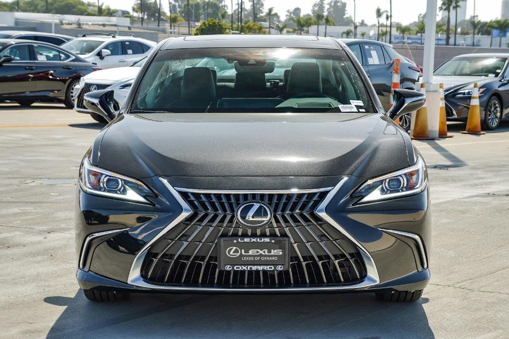 new 2025 Lexus ES 300h car, priced at $47,795