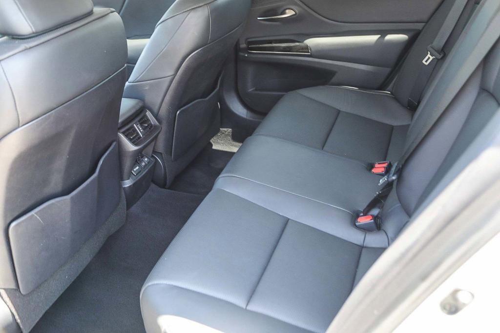 used 2023 Lexus ES 350 car, priced at $34,800