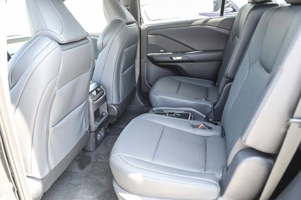 new 2025 Lexus TX 500h car, priced at $74,513