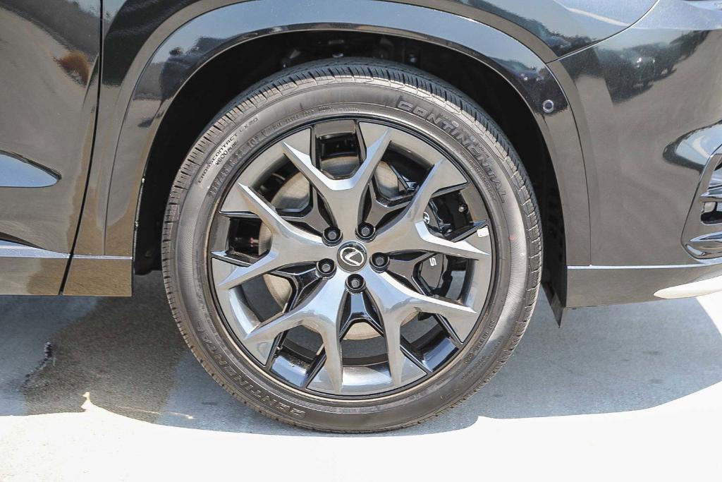 new 2025 Lexus TX 500h car, priced at $74,513