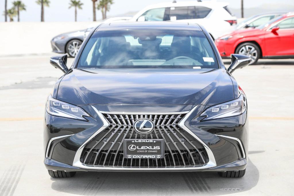 new 2025 Lexus ES 300h car, priced at $52,666