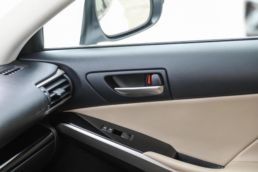 used 2020 Lexus IS 300 car, priced at $28,990