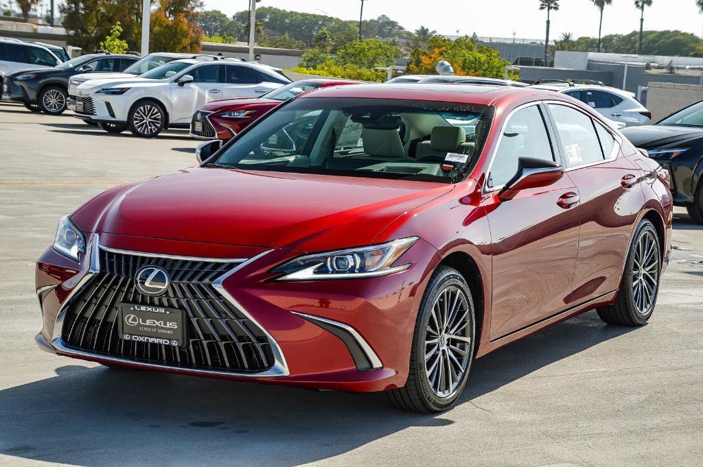 new 2025 Lexus ES 300h car, priced at $47,461