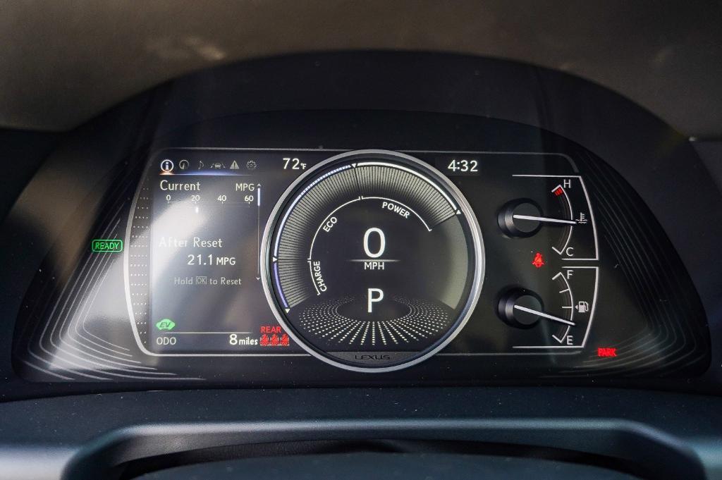 new 2025 Lexus ES 300h car, priced at $47,461