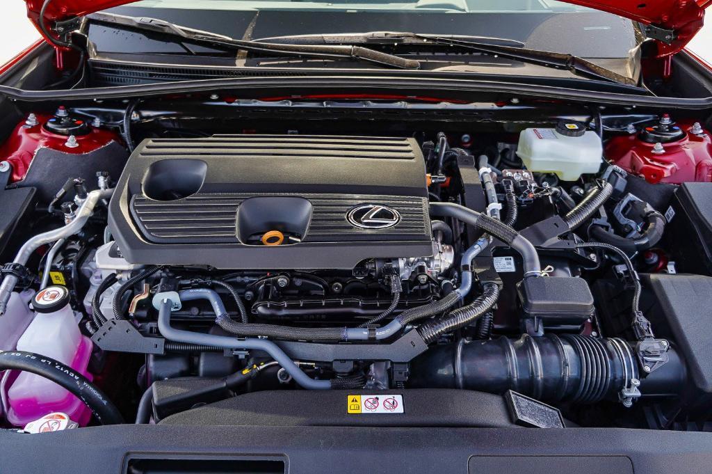 new 2025 Lexus ES 300h car, priced at $47,461