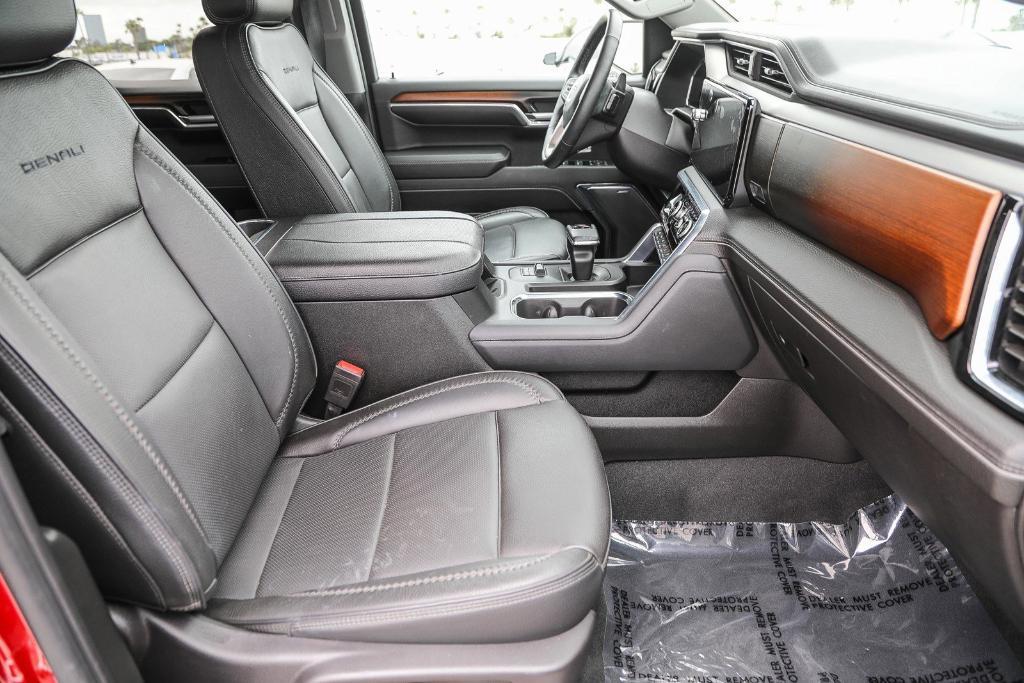 used 2024 GMC Sierra 1500 car, priced at $65,995