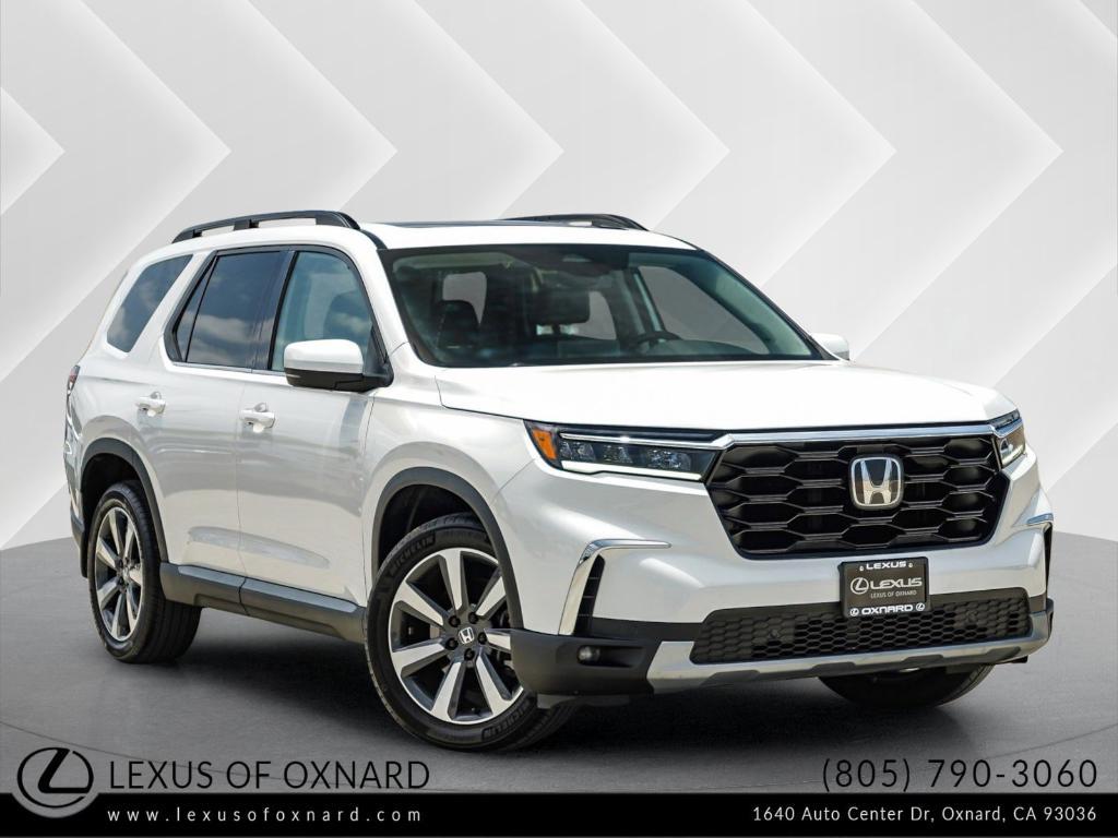 used 2023 Honda Pilot car, priced at $39,995