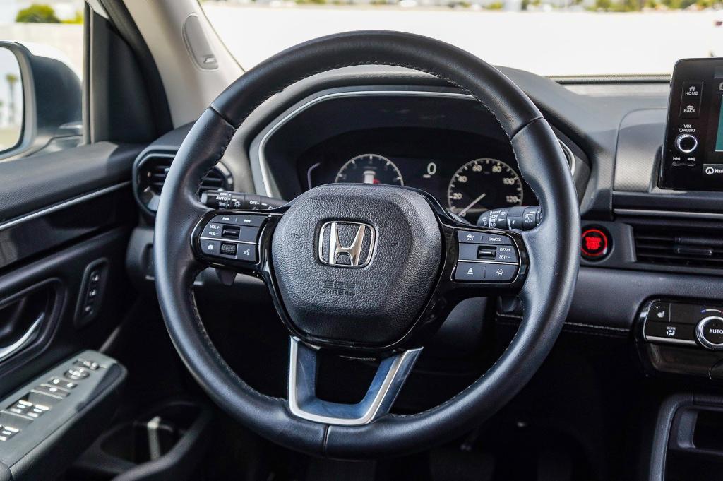 used 2023 Honda Pilot car, priced at $39,995
