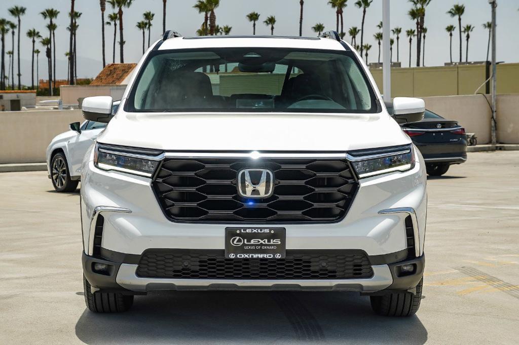 used 2023 Honda Pilot car, priced at $39,995