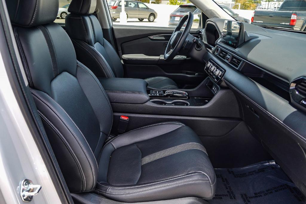 used 2023 Honda Pilot car, priced at $39,995