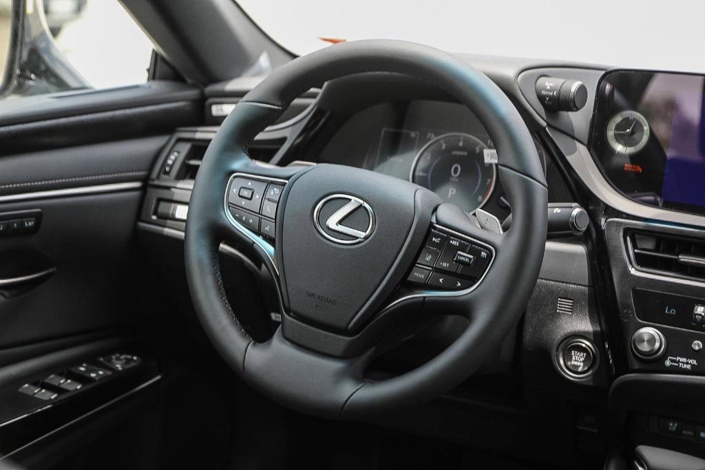 new 2025 Lexus ES 350 car, priced at $49,295