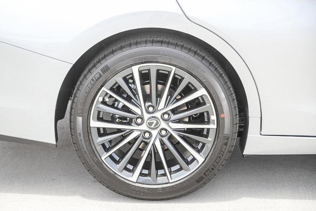 new 2025 Lexus ES 350 car, priced at $49,295