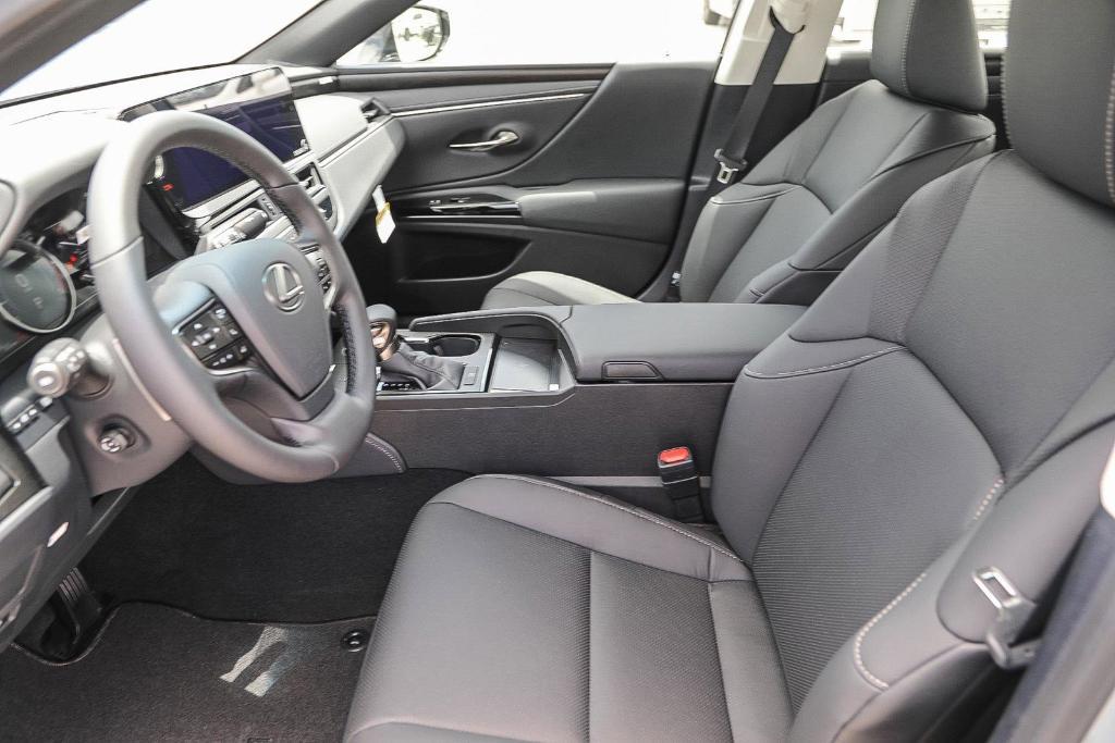 new 2025 Lexus ES 350 car, priced at $49,295