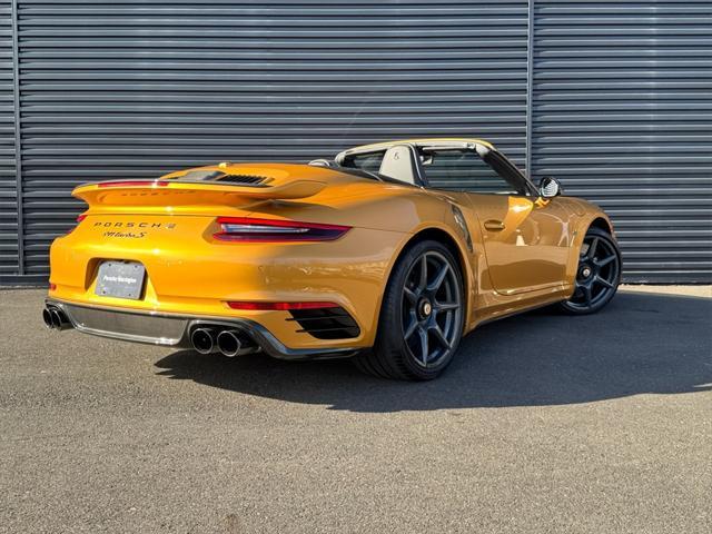 used 2019 Porsche 911 car, priced at $279,991