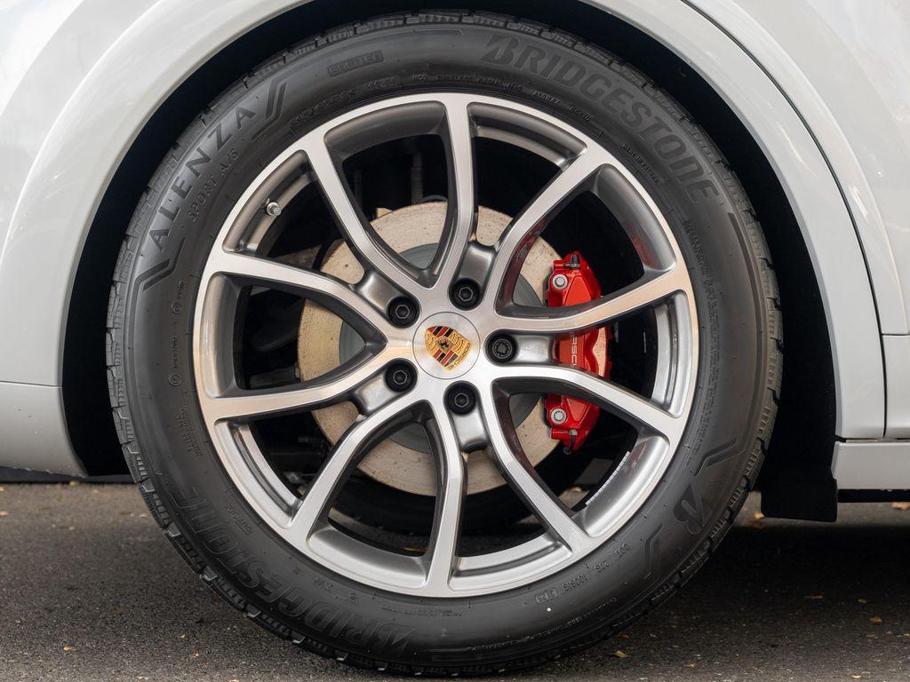 new 2026 Porsche Cayenne car, priced at $138,650