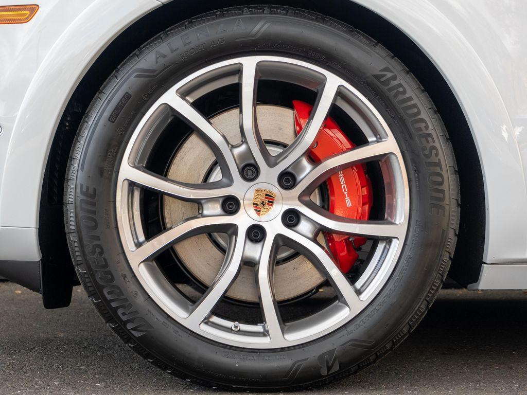new 2026 Porsche Cayenne car, priced at $138,650