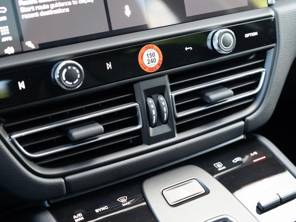 used 2025 Porsche Macan car