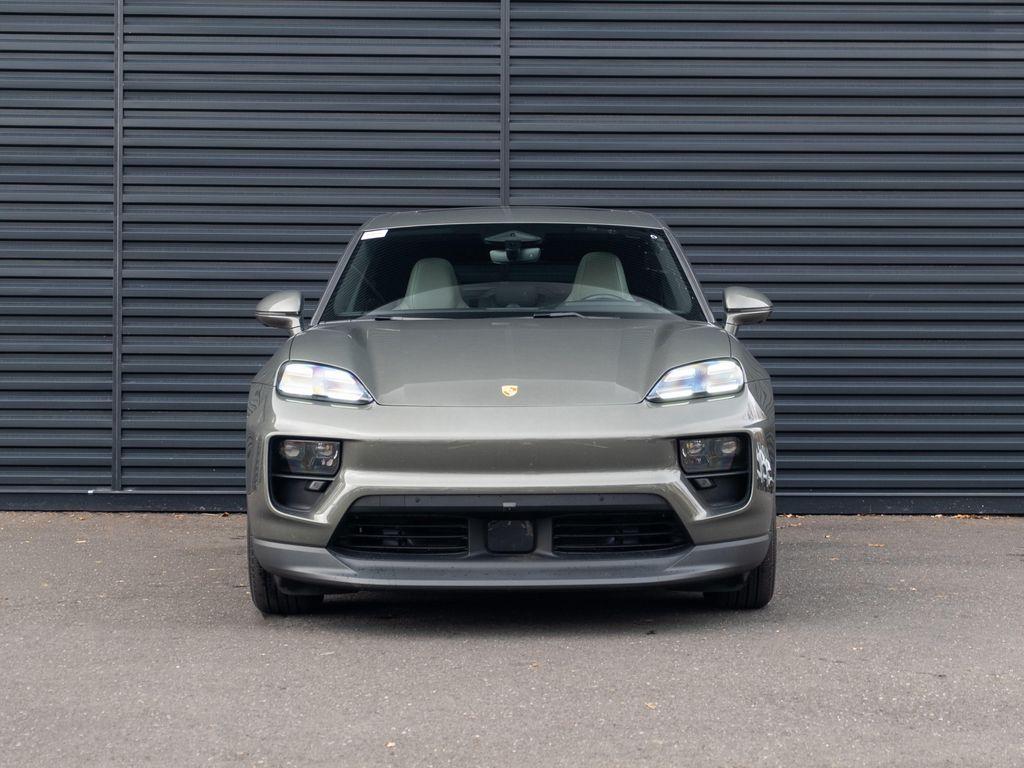 used 2025 Porsche Macan car