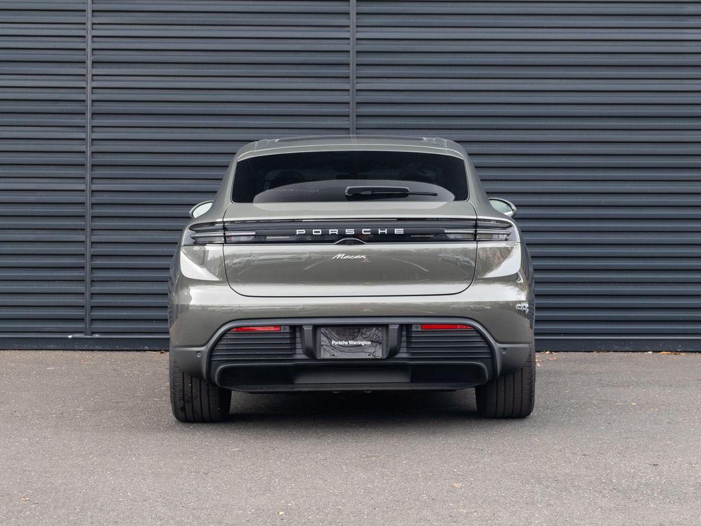 used 2025 Porsche Macan car