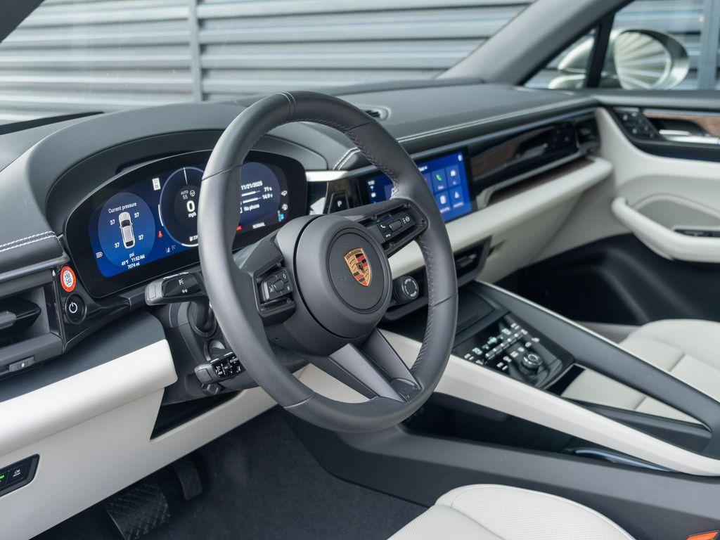 used 2025 Porsche Macan car