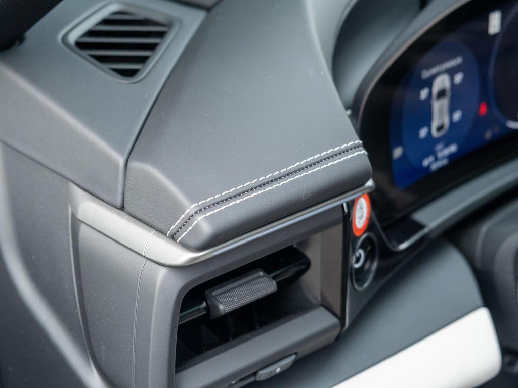 used 2025 Porsche Macan car