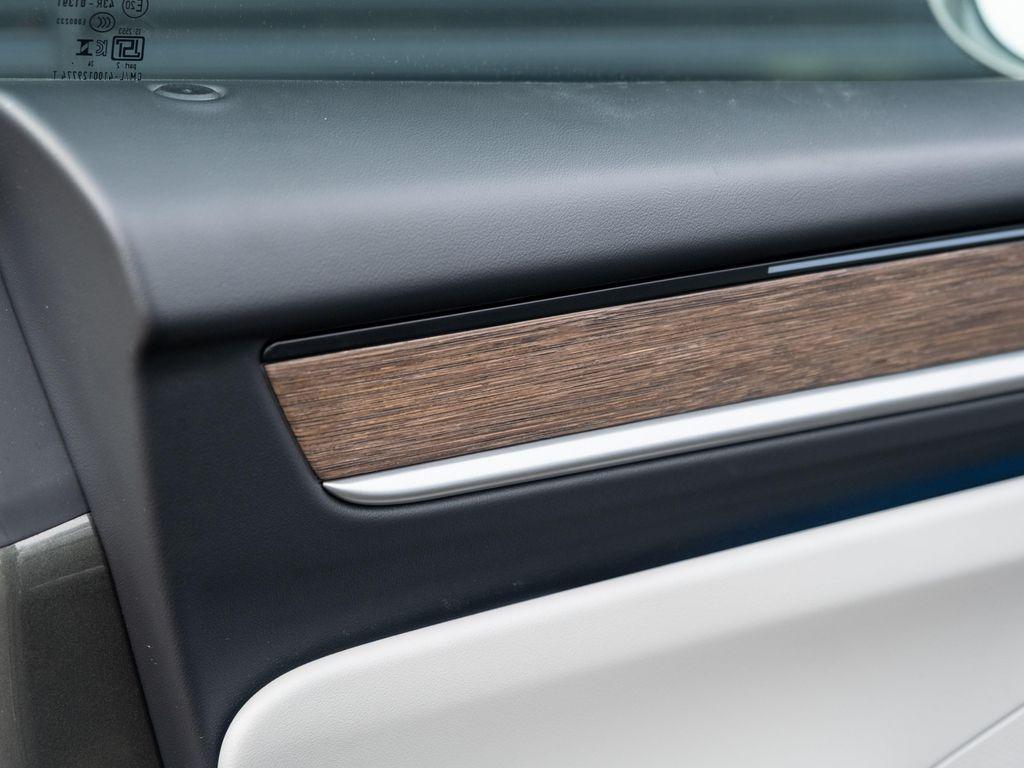 used 2025 Porsche Macan car