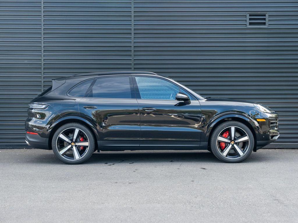 new 2025 Porsche Cayenne car, priced at $131,085