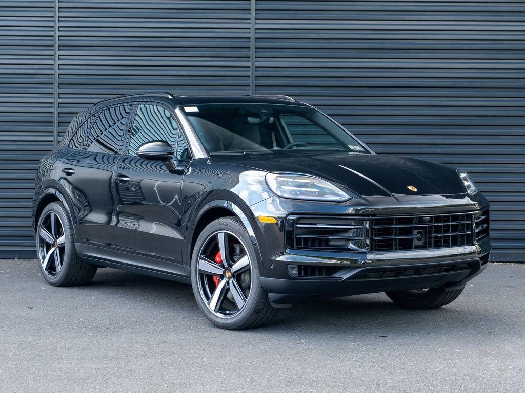 new 2025 Porsche Cayenne car, priced at $131,085