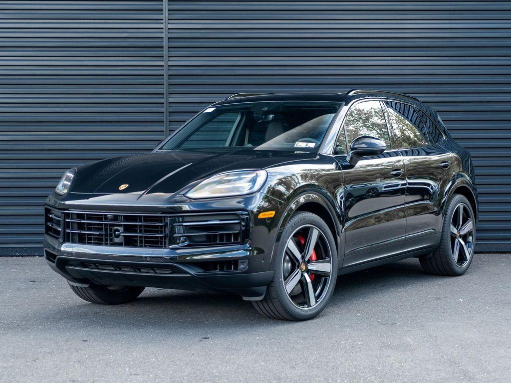 new 2025 Porsche Cayenne car, priced at $131,085