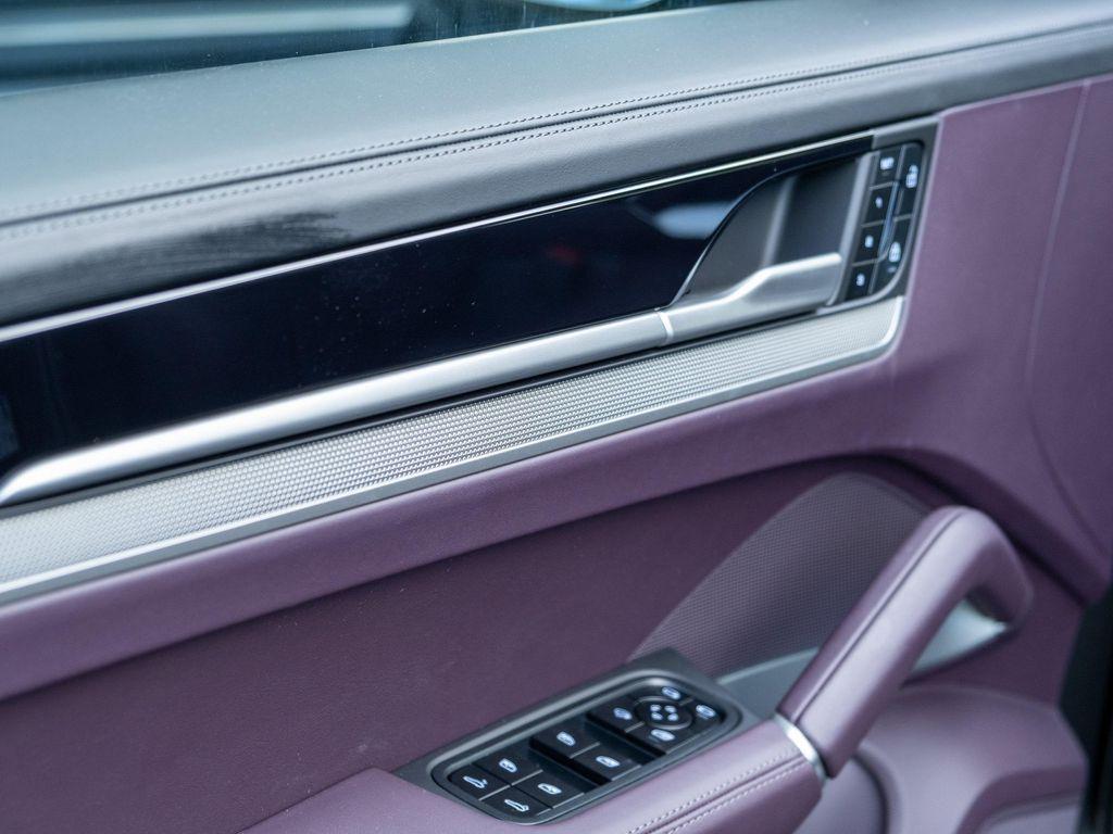 new 2025 Porsche Cayenne car, priced at $131,085