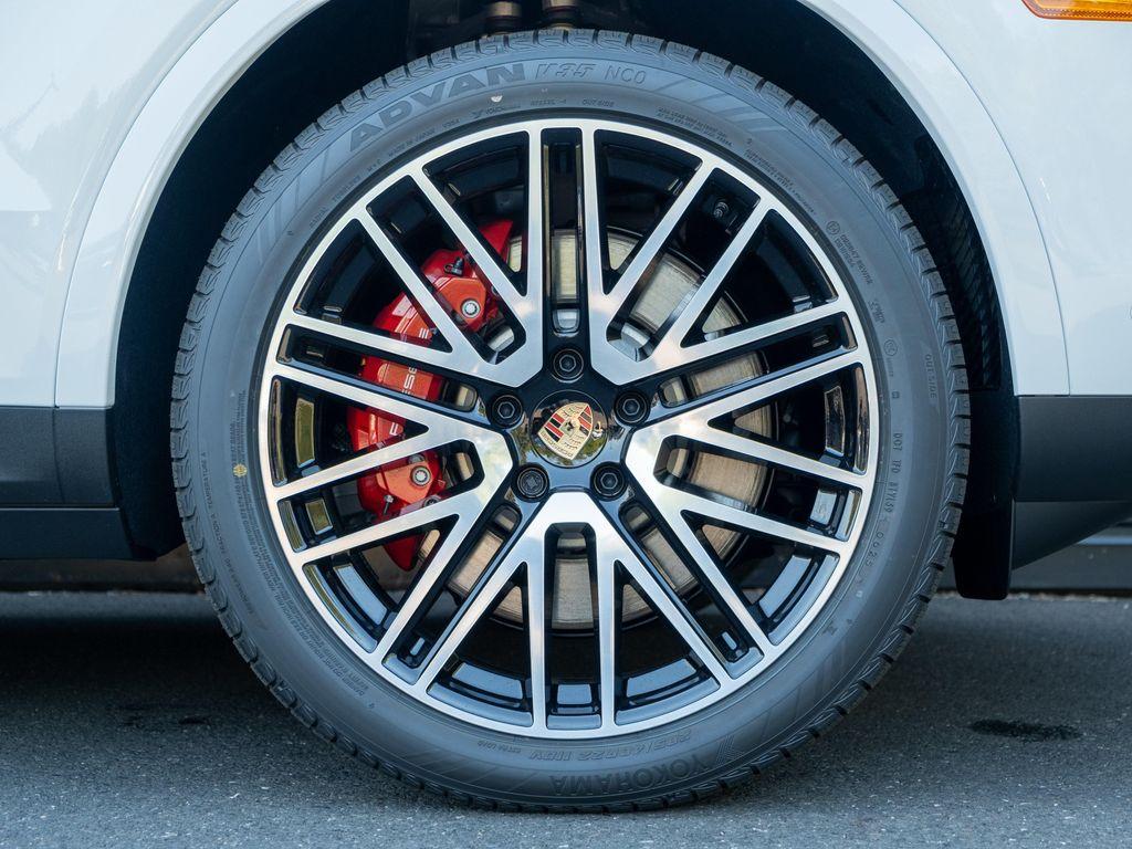 new 2026 Porsche Cayenne car, priced at $133,570