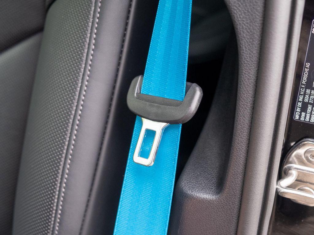 used 2025 Porsche Macan car