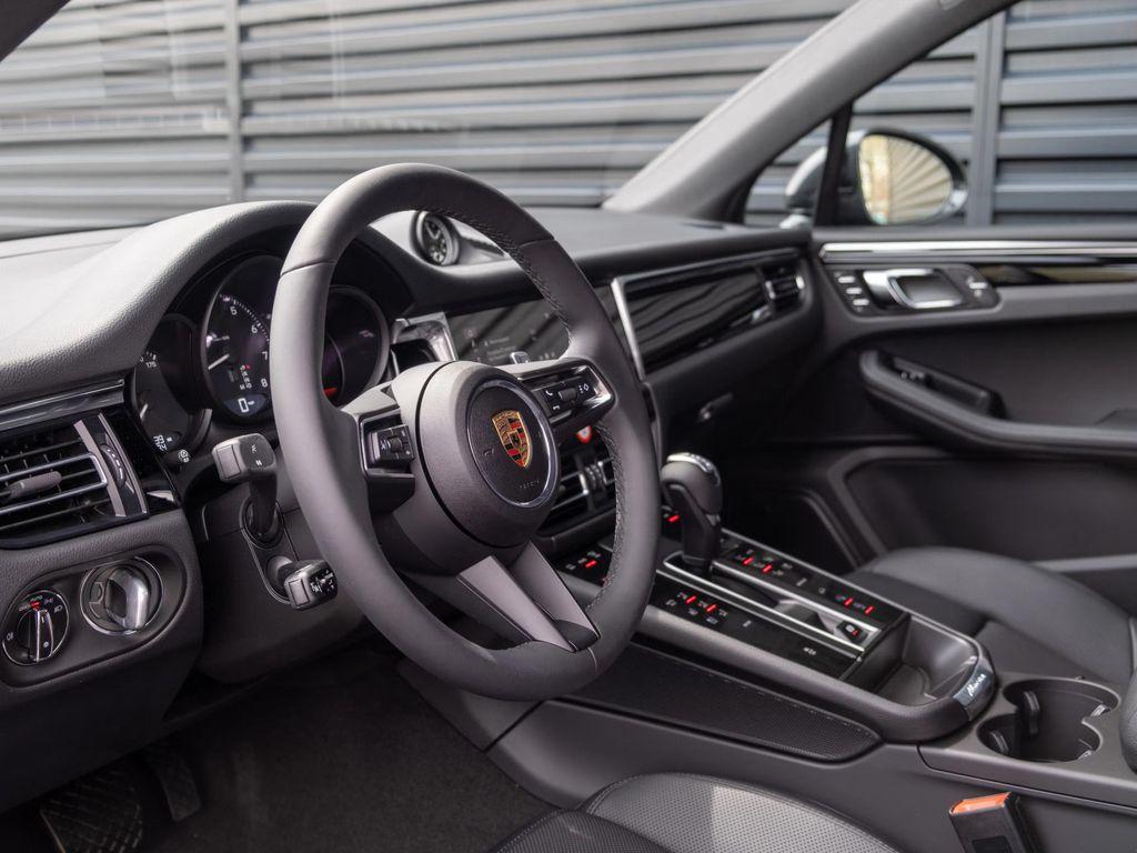used 2025 Porsche Macan car